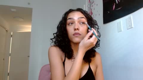 Goddess Victory  online show from November 2025 07:58:01 PM