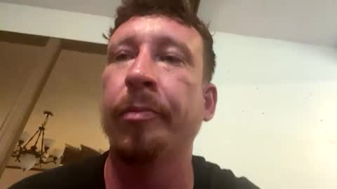 Snapshot of vicrobertson595 chatting on October 2025 04:55:01 PM vicrobertson595 online show from October 2025 04:55:01 PM