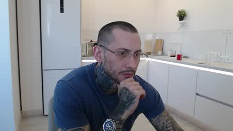 Snapshot of victor_rhino chatting on February 2026 10:51:02 AM Victor rhinoff online show from February 2026 10:51:02 AM