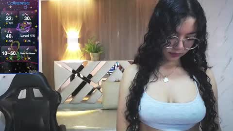 victoria_castillo_b online show from November 2025 03:18:02 AM