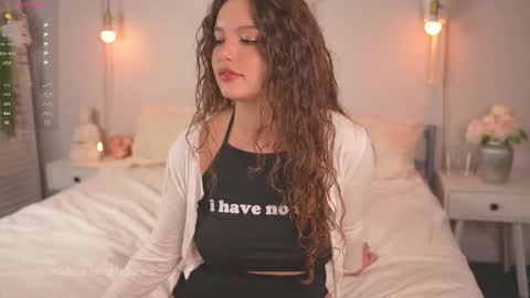 Snapshot of victoria_karma chatting on September 2025 02:21:01 PM online show from September 2025 02:21:01 PM