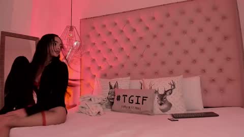 victoria_kitt online show from February 2025 07:27:01 PM