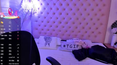 victoria_kitt online show from September 2025 07:28:01 PM