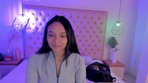 victoria_kitt online show from November 2025 03:34:02 PM