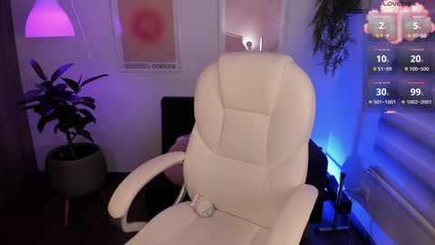 Victoria  online show from January 2025 08:03:01 AM