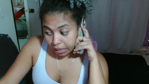 VICKY online show from September 2025 02:02:01 AM