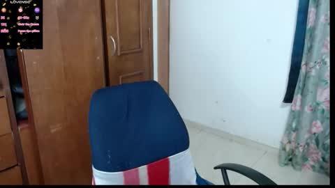 Snapshot of victoria_milf06 chatting on January 2026 11:52:01 PM victoria online show from January 2026 11:52:01 PM