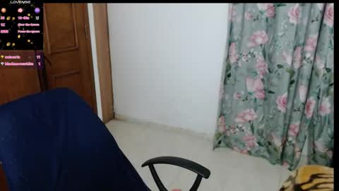 Snapshot of victoria_milf06 chatting on February 2026 09:00:02 AM victoria online show from February 2026 09:00:02 AM