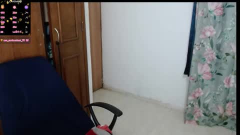Snapshot of victoria_milf06 chatting on February 2026 03:29:02 AM victoria online show from February 2026 03:29:02 AM