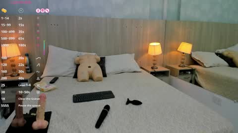 victoria_pachon online show from April 2026 07:14:01 PM