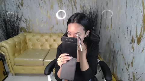 Victoria  online show from January 2025 04:17:01 PM