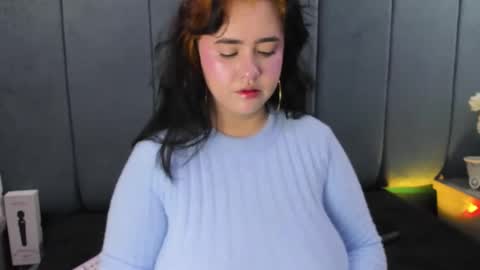 Victoria online show from April 2026 09:50:02 PM