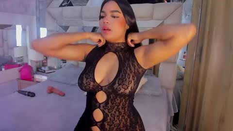 VICTORIA online show from April 2026 11:06:01 AM