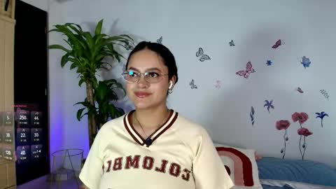 Snapshot of victoriablack_ chatting on May 2026 10:00:01 AM Victoria online show from May 2026 10:00:01 AM