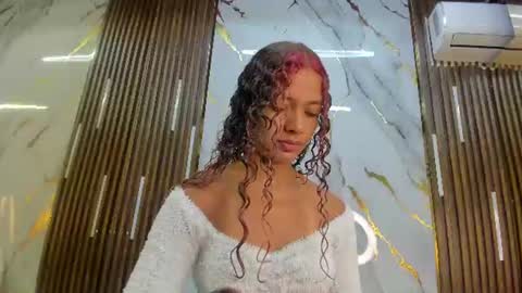 Snapshot of victoriaduarte chatting on July 2026 08:00:02 PM Victoria online show from July 2026 08:00:02 PM