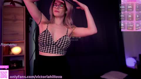 Snapshot of victoriahillova chatting on November 2025 07:22:02 AM Victoria Hillova online show from November 2025 07:22:02 AM