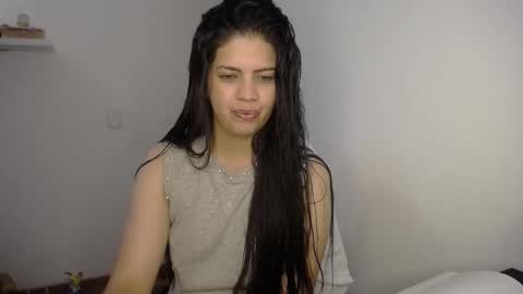 Snapshot of victorialg chatting on September 2025 07:03:01 PM victorialg online show from September 2025 07:03:01 PM