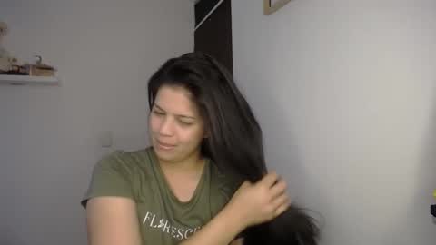 Snapshot of victorialg chatting on September 2025 08:32:01 PM victorialg online show from September 2025 08:32:01 PM