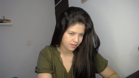 Snapshot of victorialg chatting on September 2025 08:03:01 PM victorialg online show from September 2025 08:03:01 PM