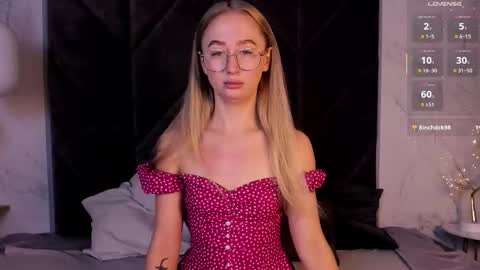 Snapshot of victorialight chatting on October 2025 06:13:02 AM Victoria online show from October 2025 06:13:02 AM