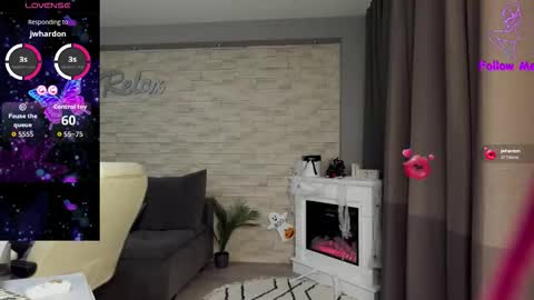 Victoria online show from November 2025 12:45:02 AM