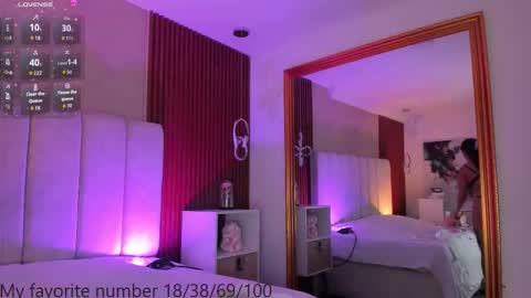 Maria Victoria online show from September 2025 11:23:01 AM