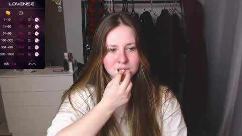 Snapshot of victoriassecrets_ chatting on February 2026 07:09:02 PM victoriassecrets_ online show from February 2026 07:09:02 PM