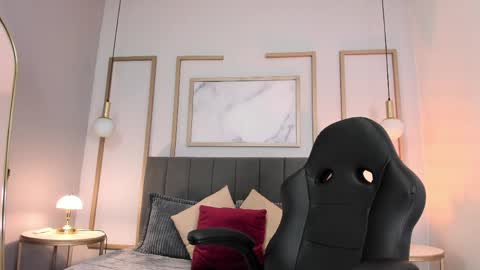 Victoria Vixen online show from April 2026 12:02:02 AM