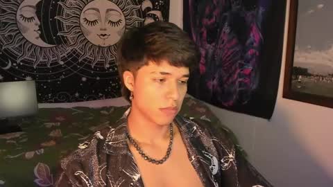 Snapshot of victorino_jhonson chatting on January 2025 04:16:02 AM Victorino Jhonson online show from January 2025 04:16:02 AM