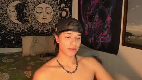 Snapshot of victorino_jhonson chatting on January 2025 08:12:01 PM Victorino Jhonson online show from January 2025 08:12:01 PM