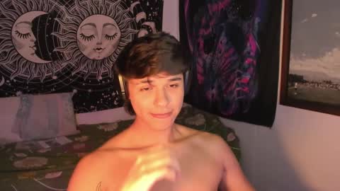 Snapshot of victorino_jhonson chatting on March 2025 02:36:01 AM Victorino Jhonson online show from March 2025 02:36:01 AM