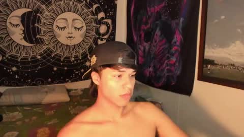 Snapshot of victorino_jhonson chatting on March 2025 08:09:01 AM Victorino Jhonson online show from March 2025 08:09:01 AM