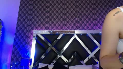 victtoria lee online show from April 2026 07:07:01 PM