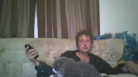 vids1977 online show from October 2025 02:00:02 AM