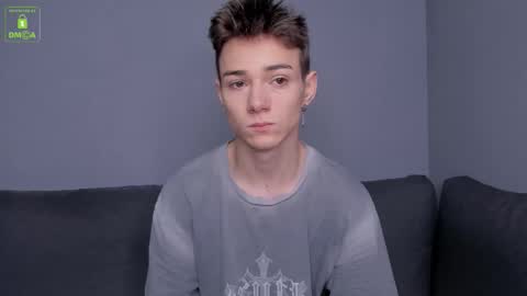 Viego Pattel online show from November 2025 05:22:01 PM