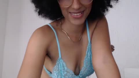 viiolettaaa online show from July 2026 10:31:02 PM