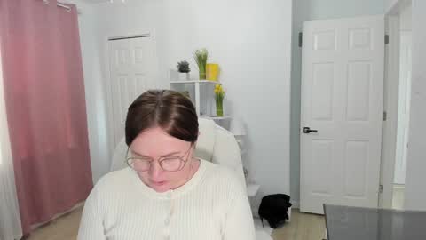 Ukrainian-woman online show from January 2025 04:24:01 PM