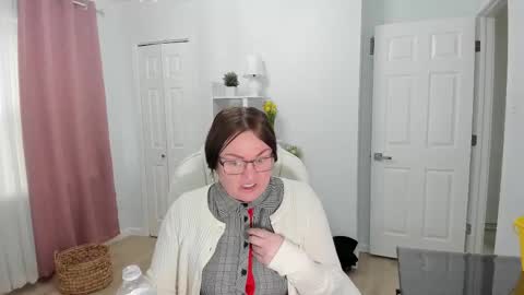 Ukrainian-woman online show from February 2025 03:10:01 PM