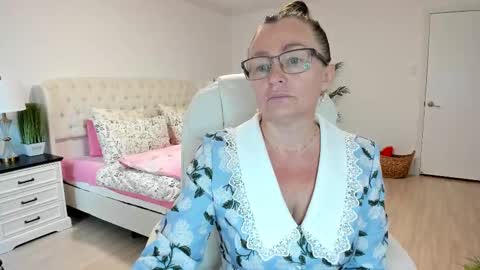 Ukrainian-woman online show from October 2025 01:08:02 PM
