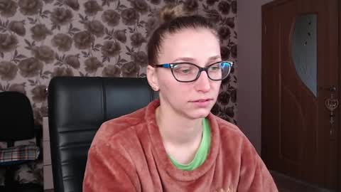 Vika online show from December 2024 08:11:01 AM