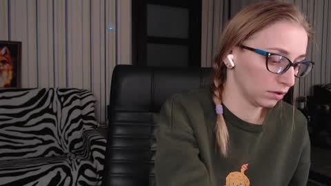 Vika online show from March 2025 01:03:02 AM