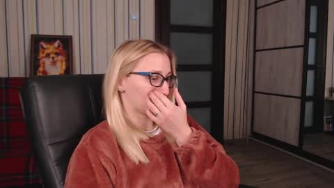 Vika online show from October 2025 09:41:02 AM