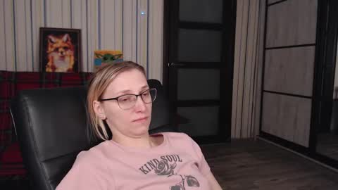 Vika online show from March 2026 06:22:01 PM