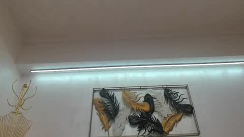 vikafever online show from October 2025 05:00:02 AM