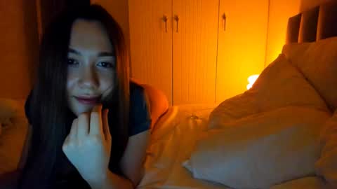 Snapshot of vikawels chatting on February 2026 10:24:02 PM Vika online show from February 2026 10:24:02 PM