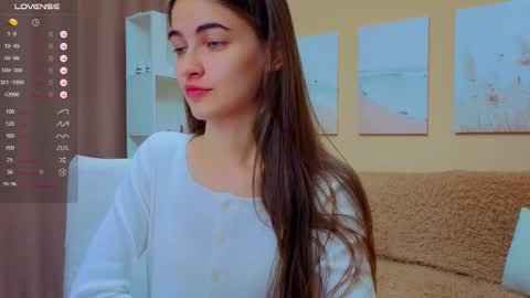 vikiberry online show from September 2025 01:03:01 PM