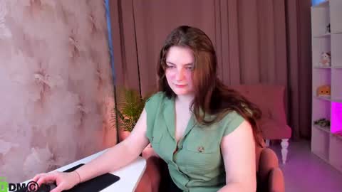 VikiJinx online show from July 2026 04:07:01 AM