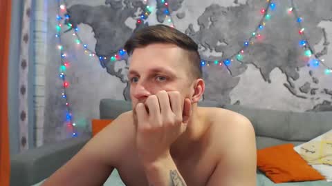 vikingchrisss online show from December 2024 11:28:01 AM