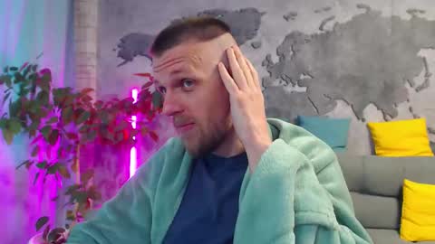 vikingchrisss online show from May 2026 10:11:02 AM