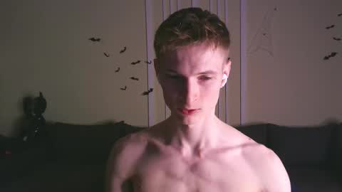 Max online show from October 2025 06:25:02 PM